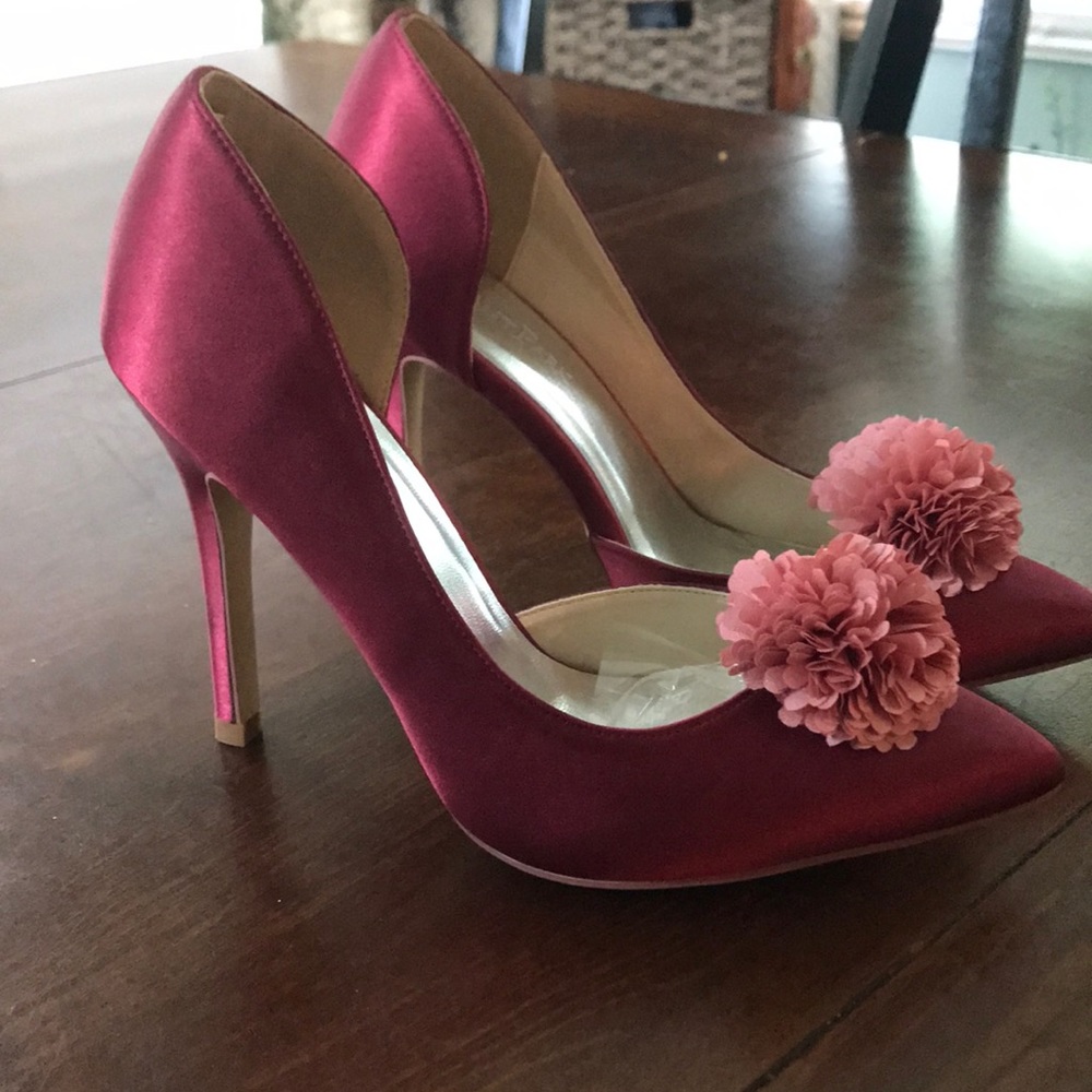Satin shoes new
